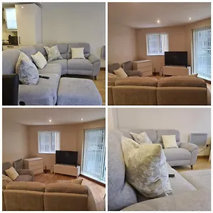 Apartment Red Naxela Canary Wharf, London